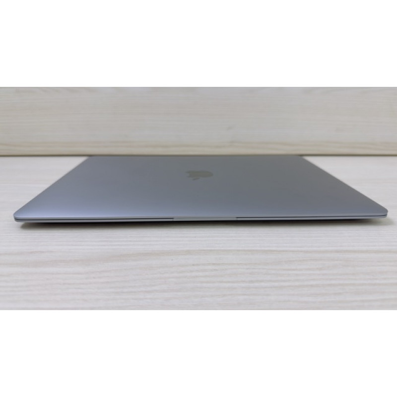 MacBook Air 2020 Space  M1 8/256